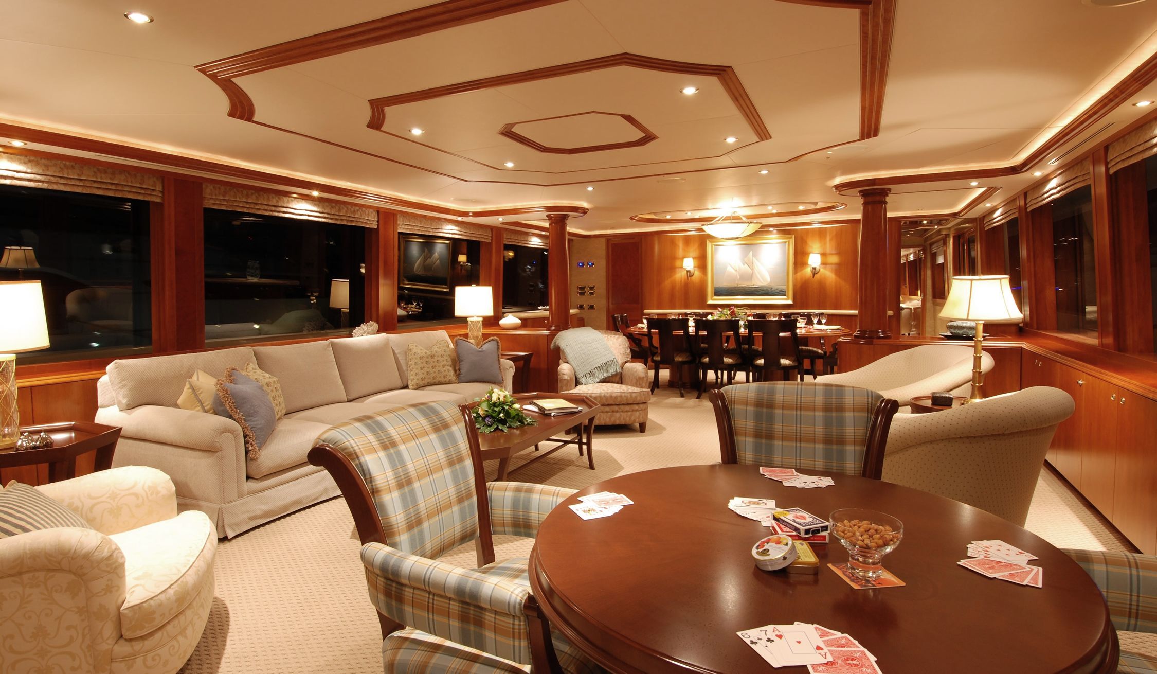Yacht Main Salon